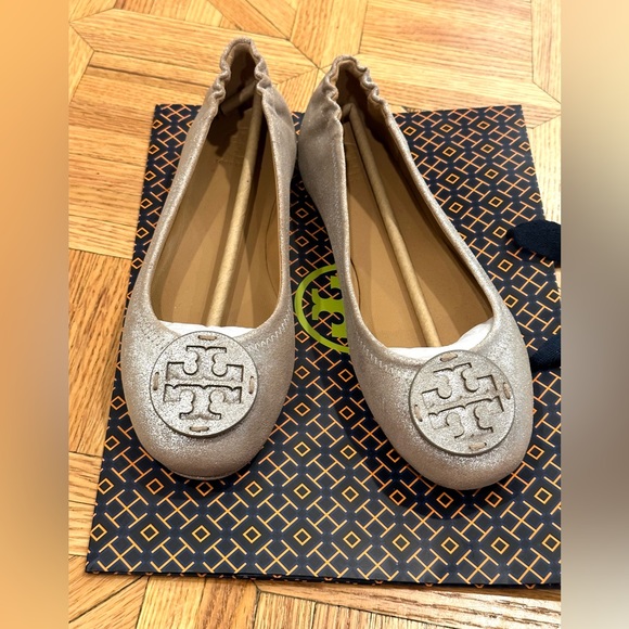 NWT Tory Burch Metallic Suede Travel Flats - Picture 10 of 14